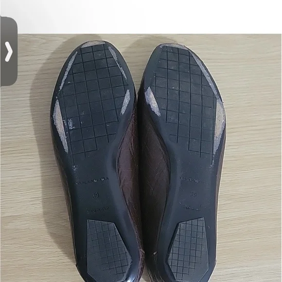 Balenciaga flats brown EUC - Picture 10 of 10